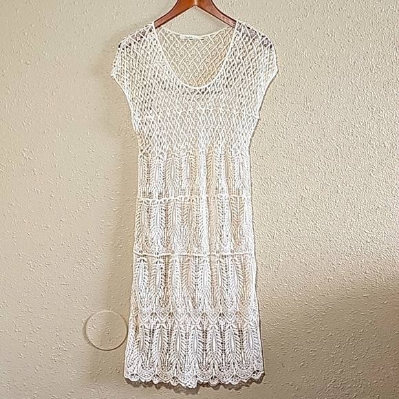 Solitaire Crochet Dress - Picture 1 of 8